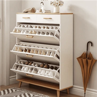 Fehér cipős szekrény a nappali bejáratához